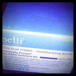 Belif The True Cream Moisturizing bomb